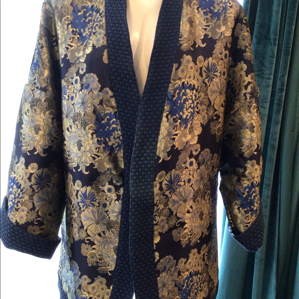 Guess Kimono Style double sided metallic jacket